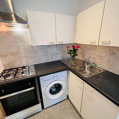2 Bed Flat In The Heart Of Marylebone Appartement Londen Buitenkant foto