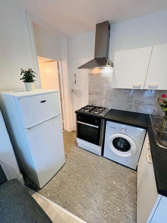 2 Bed Flat In The Heart Of Marylebone Appartement Londen Buitenkant foto